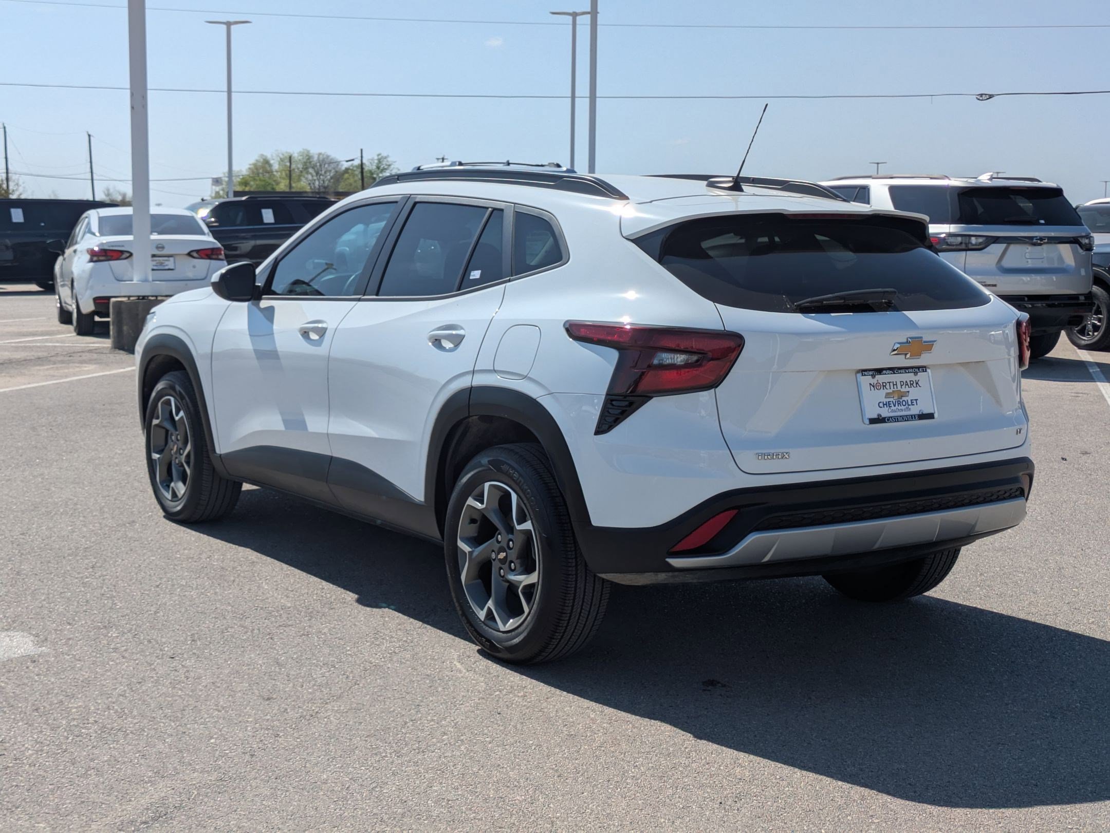 Used 2024 Chevrolet Trax LT w/ Driver Confidence Package image 5