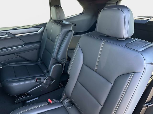 New 2026 GMC Acadia Elevation image 12