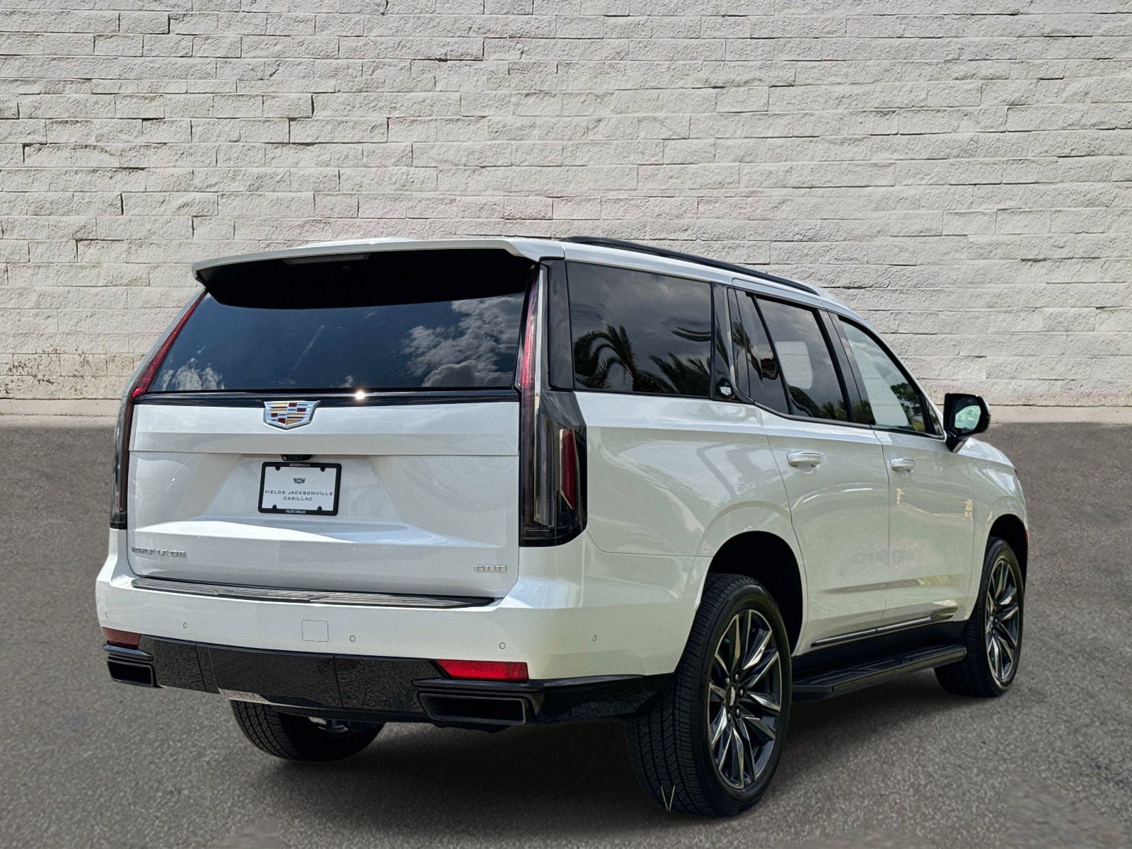Used 2024 Cadillac Escalade Sport w/ LPO, Floor Liner Package AWD/4WD image 5