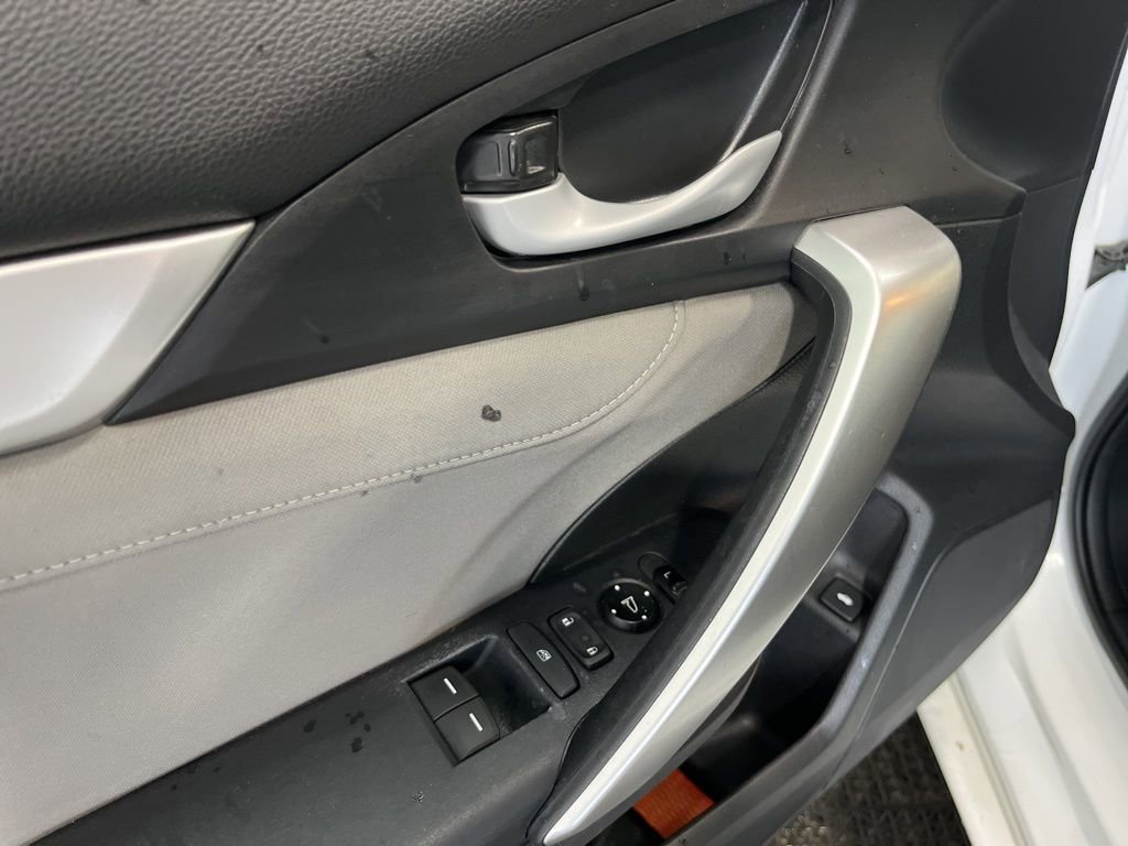 Used 2018 Honda Civic EX-T image 6