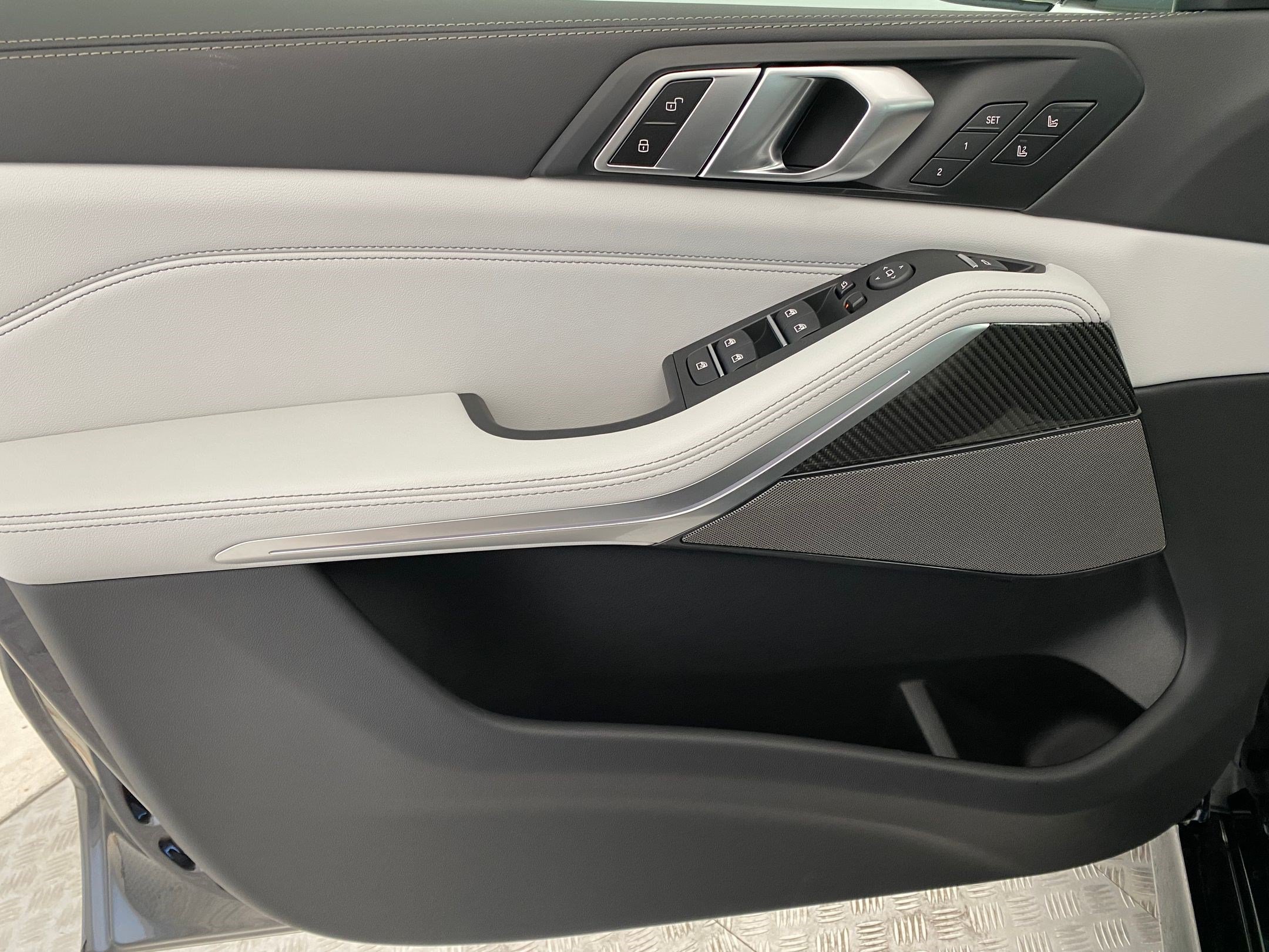 New 2026 BMW X5 M60i AWD/4WD image 12