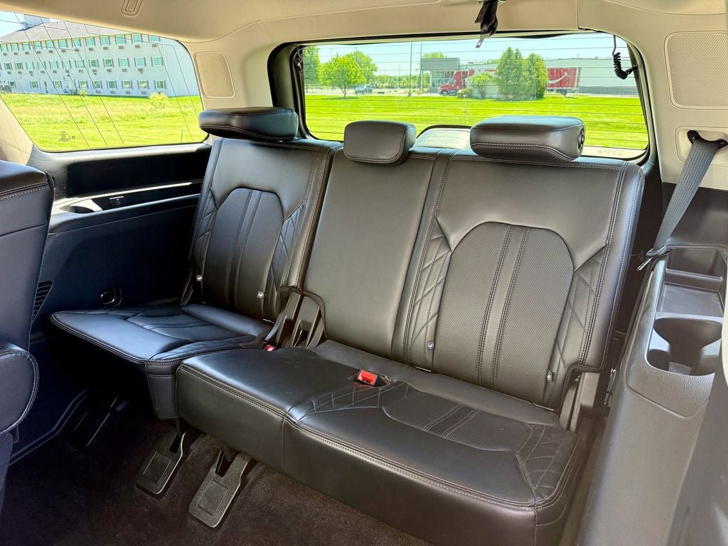 Used 2019 Ford Expedition Platinum AWD/4WD image 13