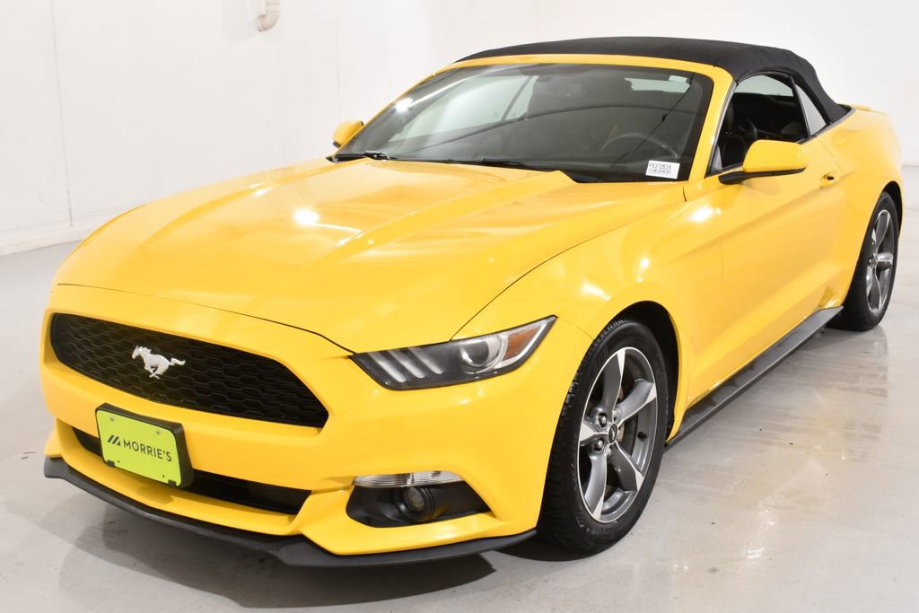 Used 2015 Ford Mustang Convertible w/ Equipment Group 051A RWD image 2