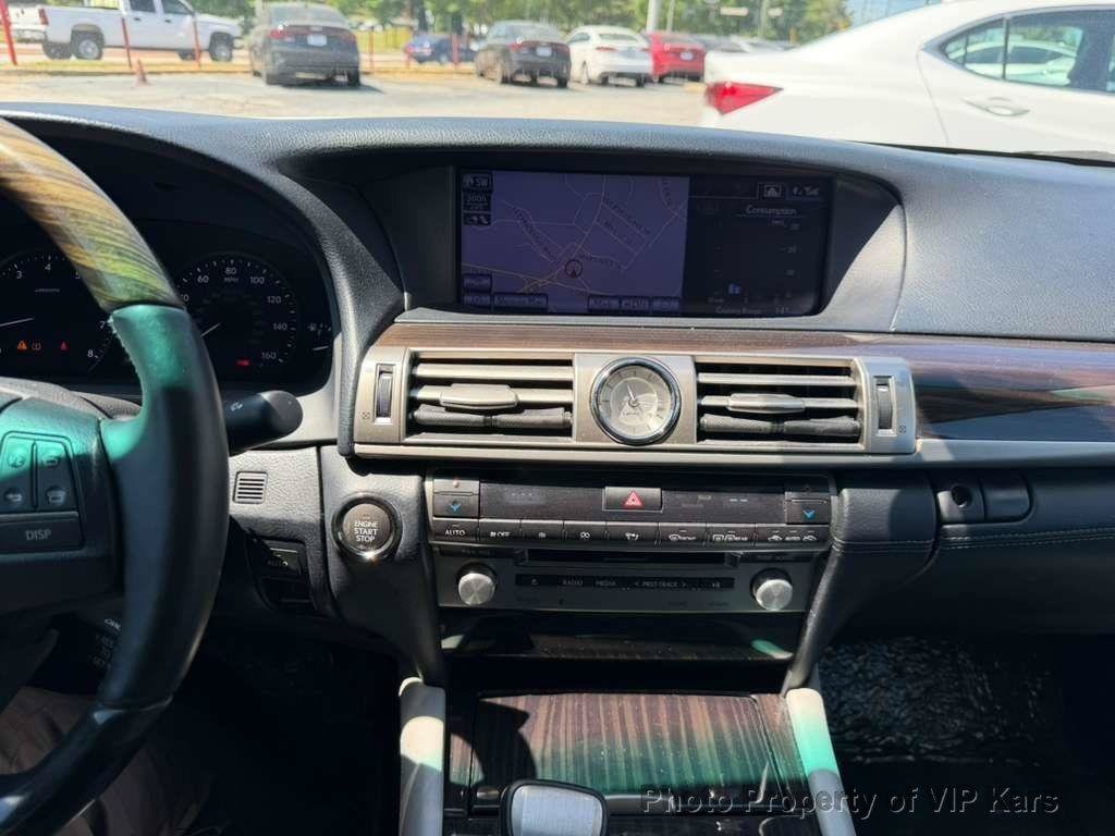 Used 2013 Lexus LS 460 w/ Comfort Pkg RWD image 17