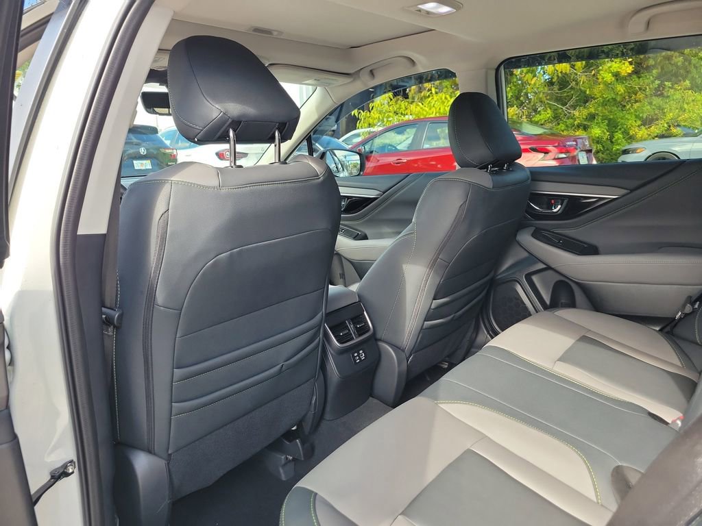 Used 2025 Subaru Outback Onyx Edition AWD/4WD image 15