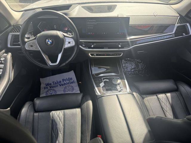 Used 2025 BMW X7 xDrive40i AWD/4WD image 12