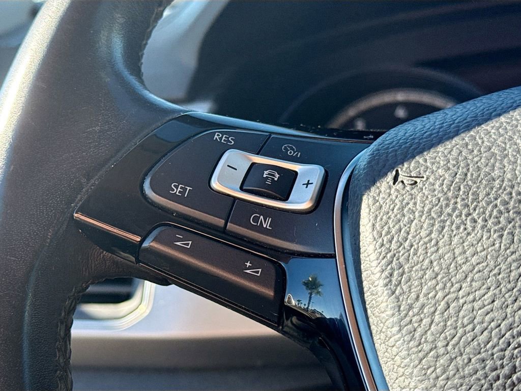 Used 2018 Volkswagen Atlas SE image 5