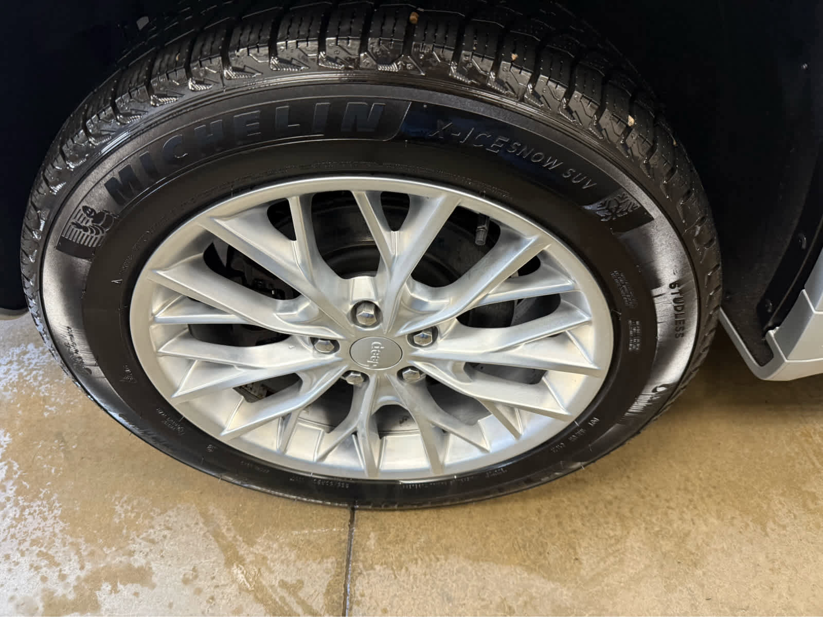 Used 2021 Jeep Grand Cherokee L Summit w/ Luxury Tech Group V image 36