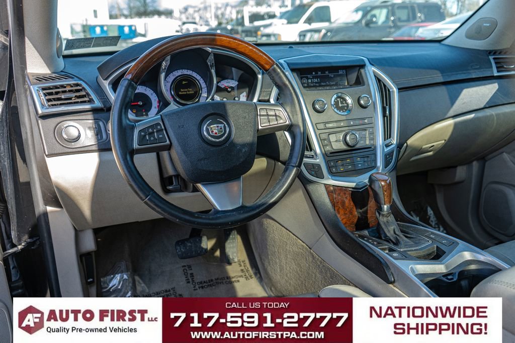 Used 2010 Cadillac SRX Luxury image 12
