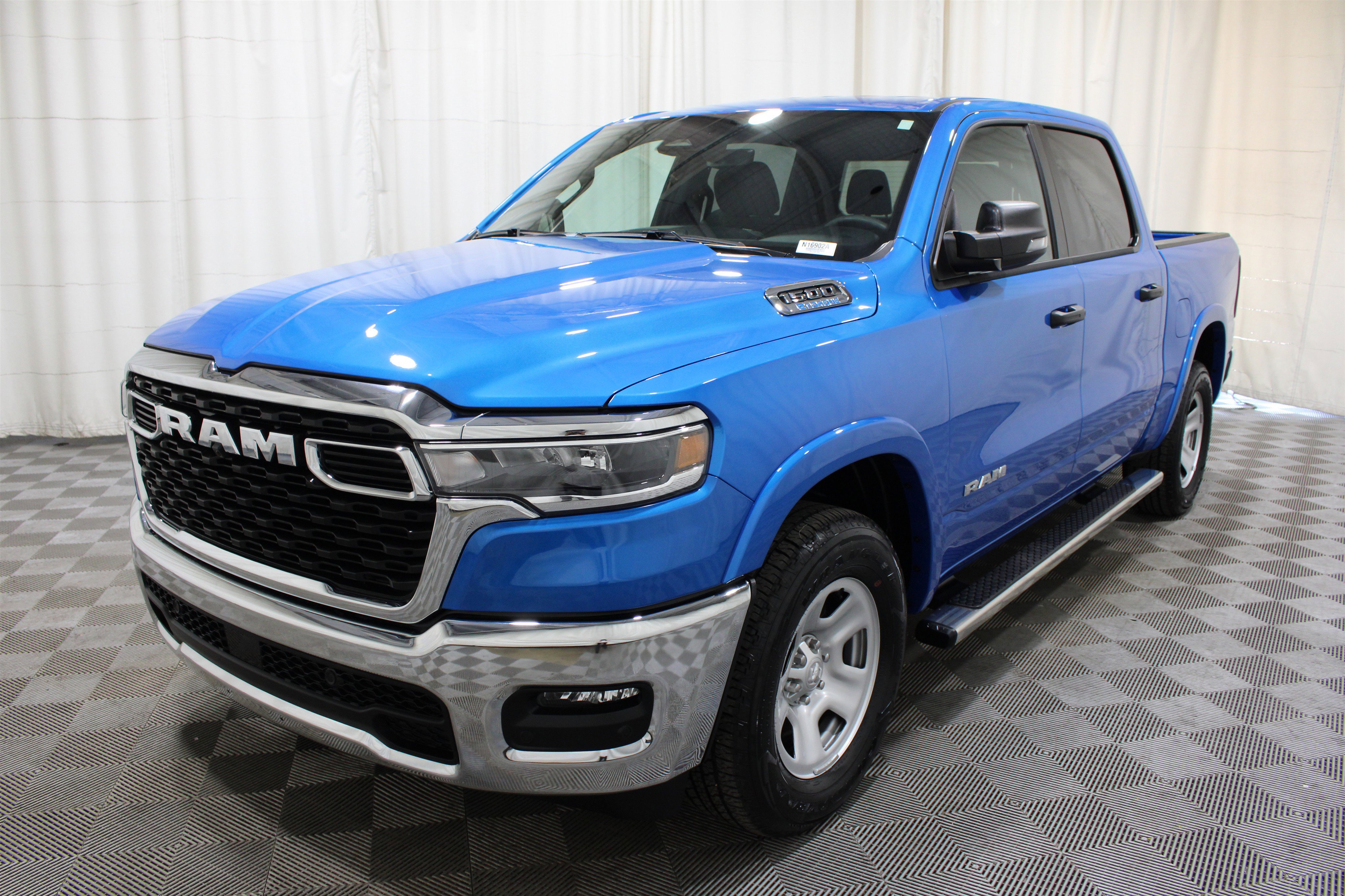 Used 2025 RAM 1500 Big Horn image 33