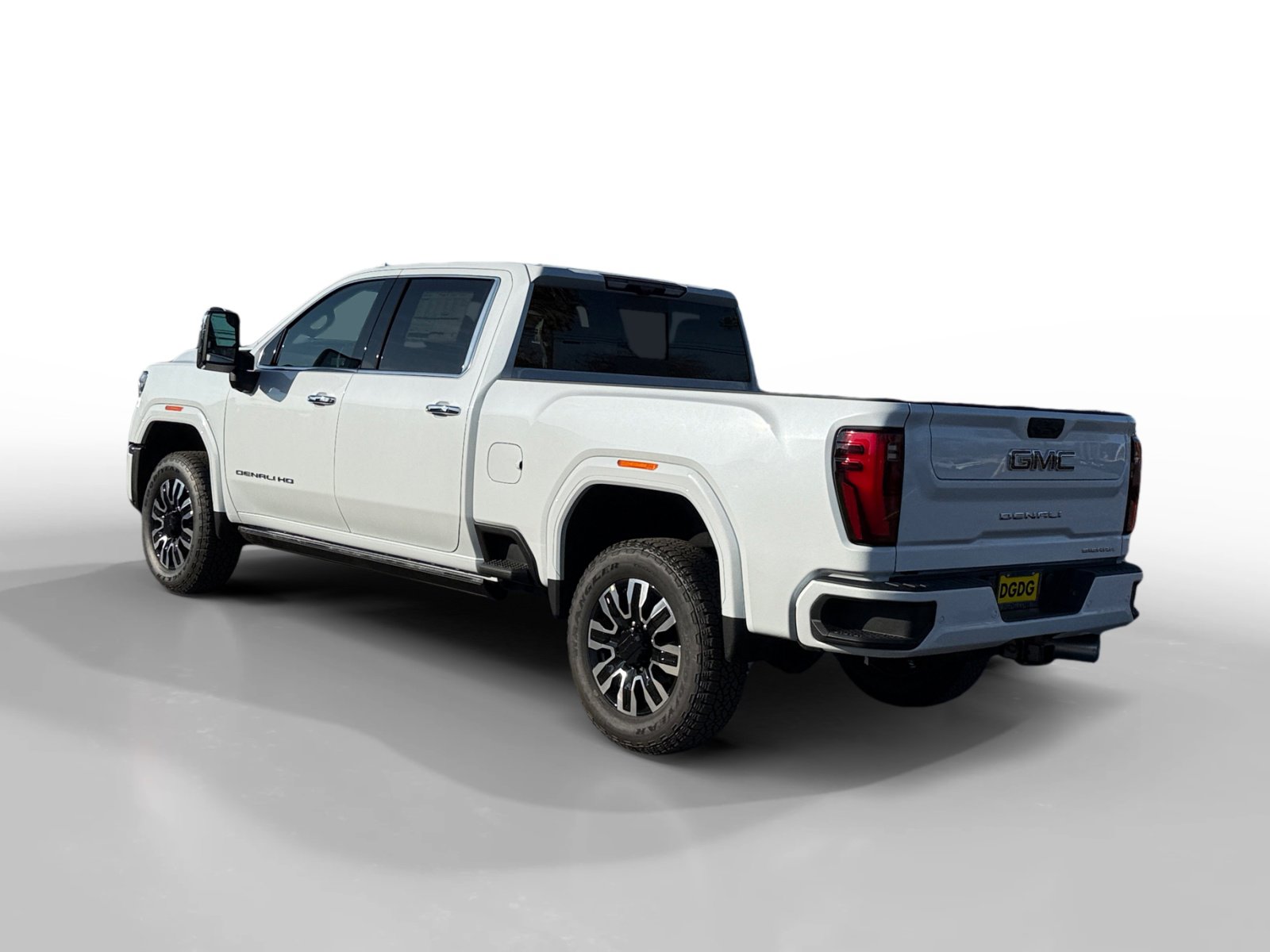 New 2026 GMC Sierra 2500 Denali Ultimate w/ Max Trailering Package image 3