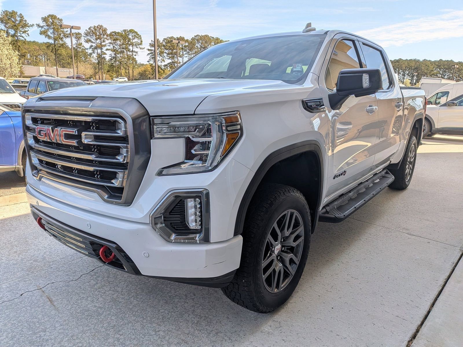 Used 2020 GMC Sierra 1500 AT4 w/ AT4 Premium Package image 4