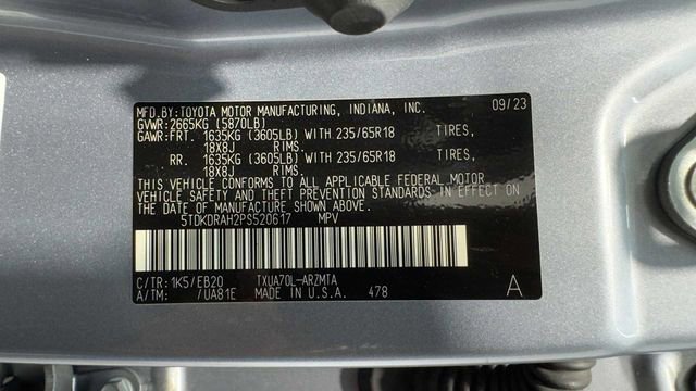 Used 2023 Toyota Highlander XLE FWD image 39