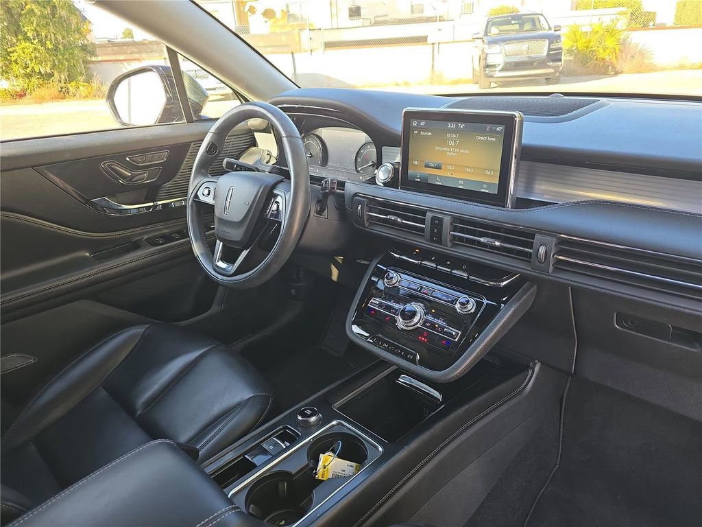 Used 2021 Lincoln Corsair FWD image 25