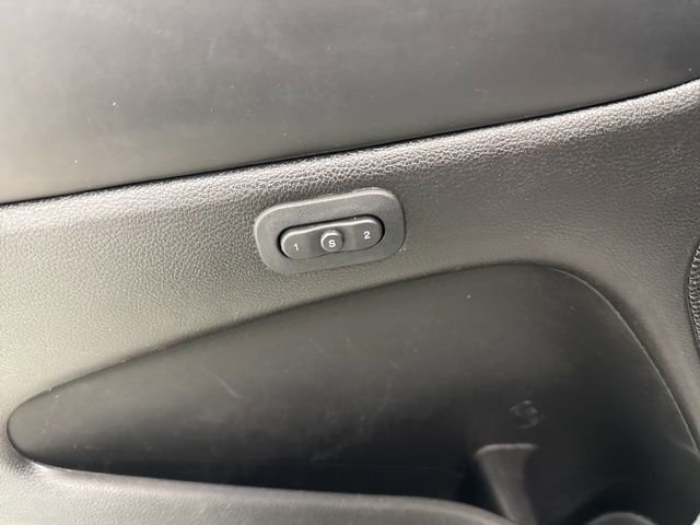 Used 2019 Jeep Grand Cherokee Overland w/ Jeep Active Safety Group image 22