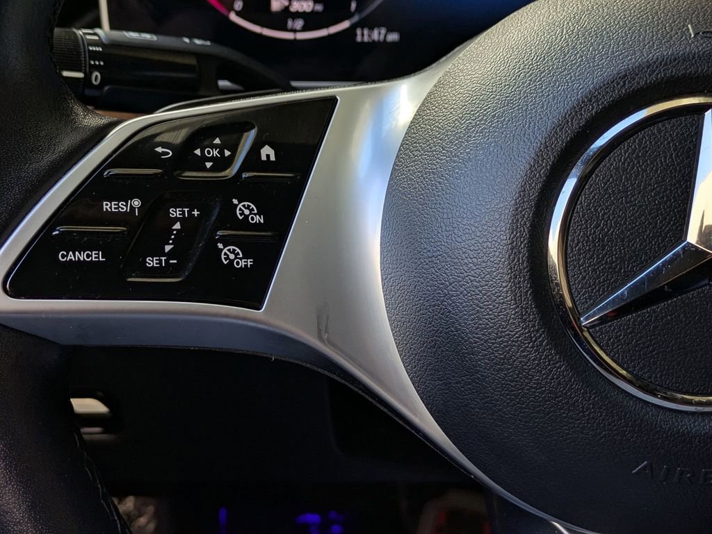 Used 2025 Mercedes-Benz C 300 Sedan image 20