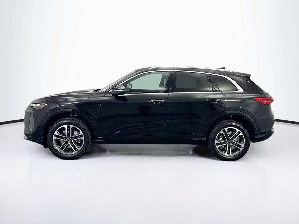 Used 2025 Audi Q5 Premium AWD/4WD image 9
