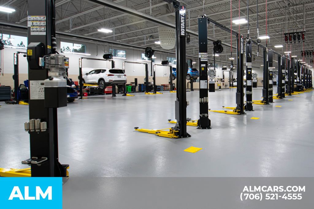 Used 2023 Nissan Rogue SV image 22