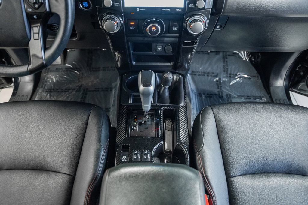 Used 2020 Toyota 4Runner TRD Off-Road Premium w/ Moonroof Package AWD/4WD image 24