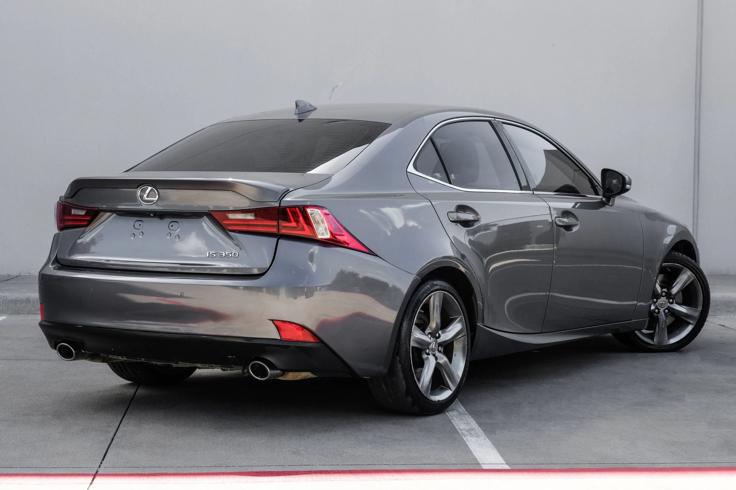 Used 2015 Lexus IS 350 w/ Navigation System Package RWD image 4