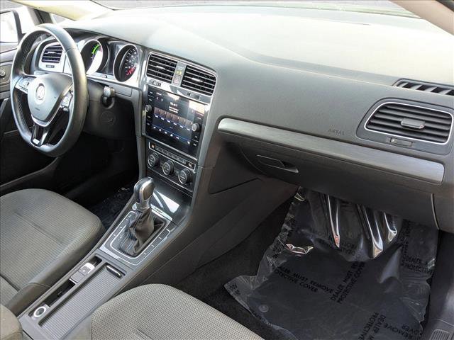 Used 2019 Volkswagen e-Golf SE w/ Driver Assistance Package image 20