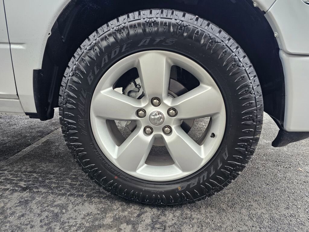 Used 2022 RAM 1500 Classic SLT w/ Protection Group image 9