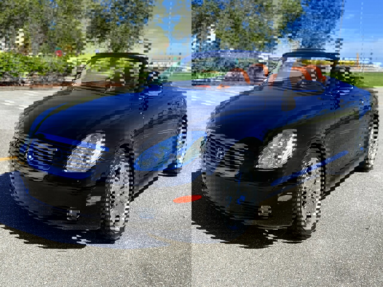 Used 2004 Lexus SC 430 Convertible image 4