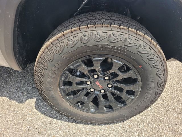 New 2026 GMC Canyon Elevation image 14