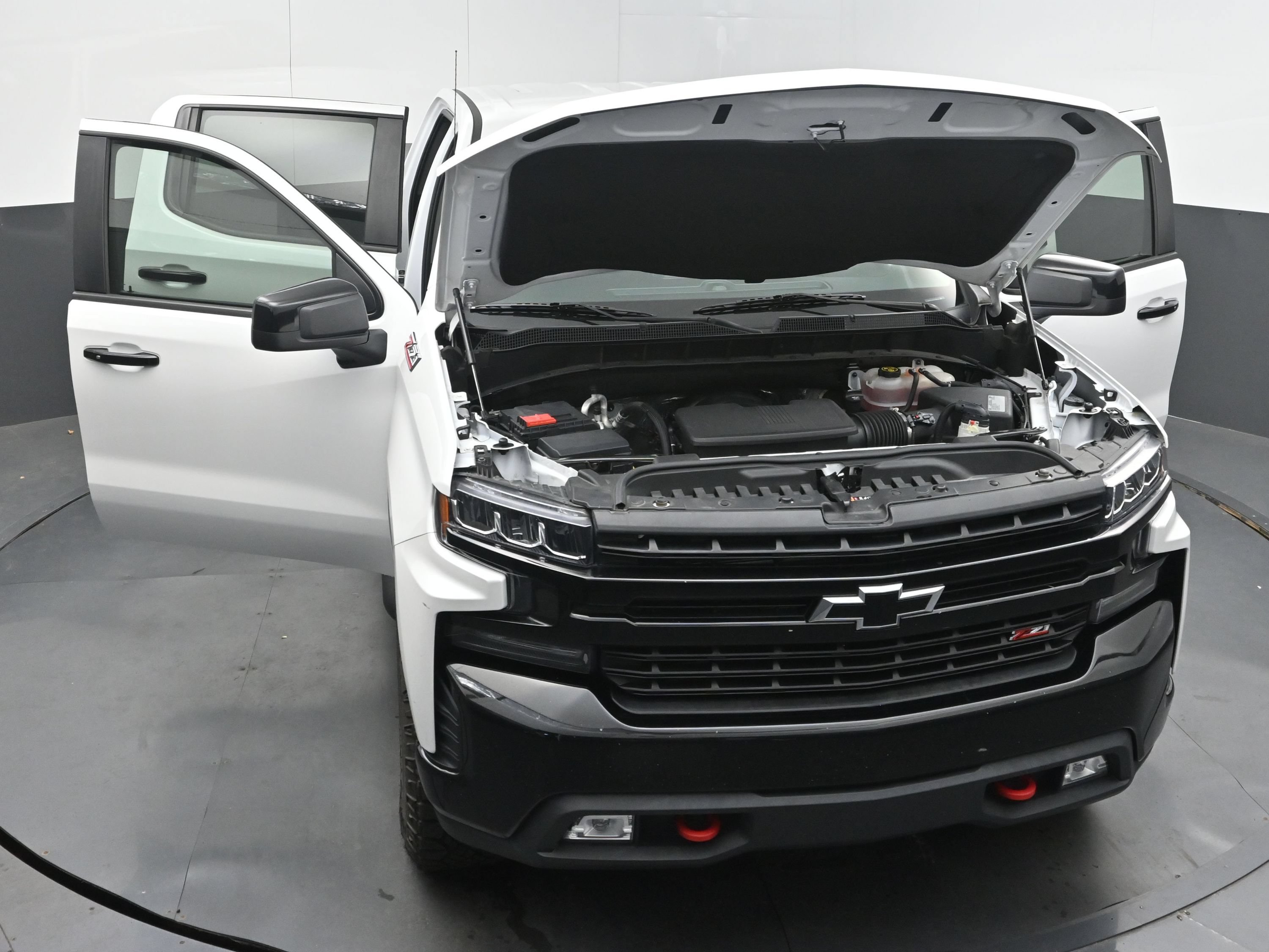 Used 2020 Chevrolet Silverado 1500 LT Trail Boss AWD/4WD image 40