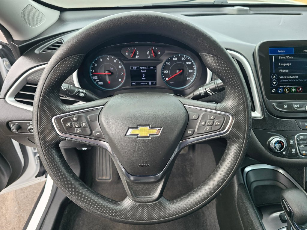 Used 2024 Chevrolet Malibu LT FWD image 17