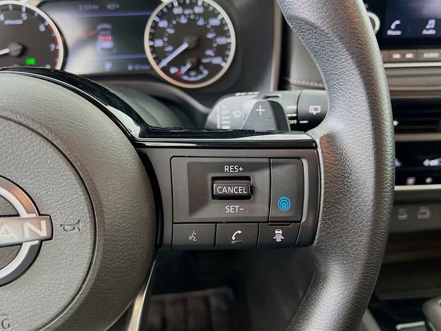 Used 2023 Nissan Rogue SV AWD/4WD image 30