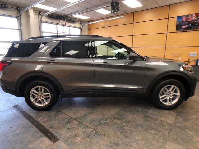 New 2026 Ford Explorer Active AWD/4WD image 8