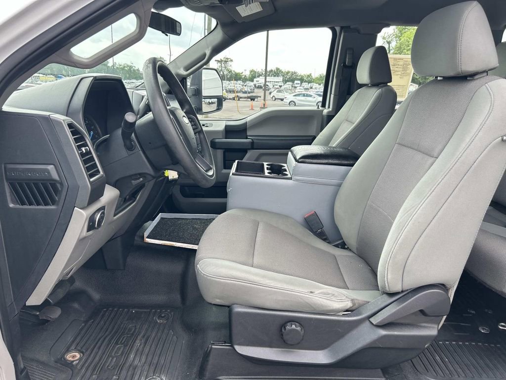 Used 2020 Ford F250 XL w/ Power Equipment Group AWD/4WD image 27