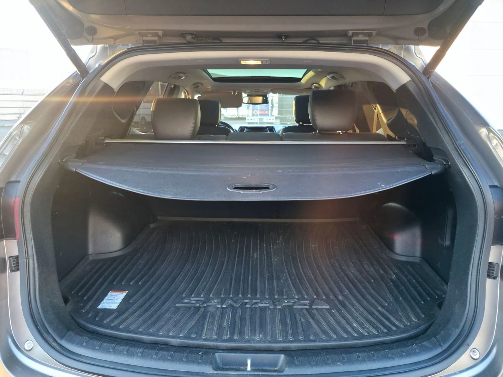 Used 2018 Hyundai Santa Fe Sport w/ 2.0T Ultimate Tech Package 05 FWD image 16