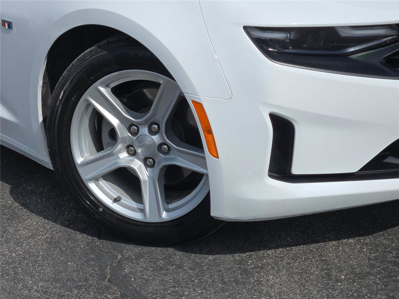 Used 2023 Chevrolet Camaro LT image 3