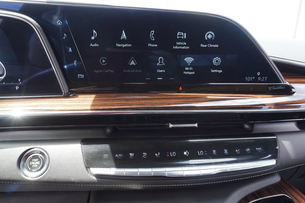 Used 2022 Cadillac Escalade Premium Luxury AWD/4WD image 25