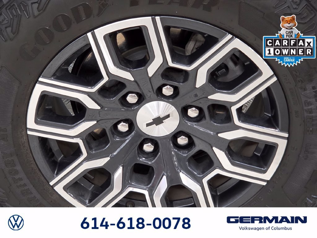 Used 2023 Chevrolet Colorado Z71 w/ Z71 Convenience Package 2 AWD/4WD image 15
