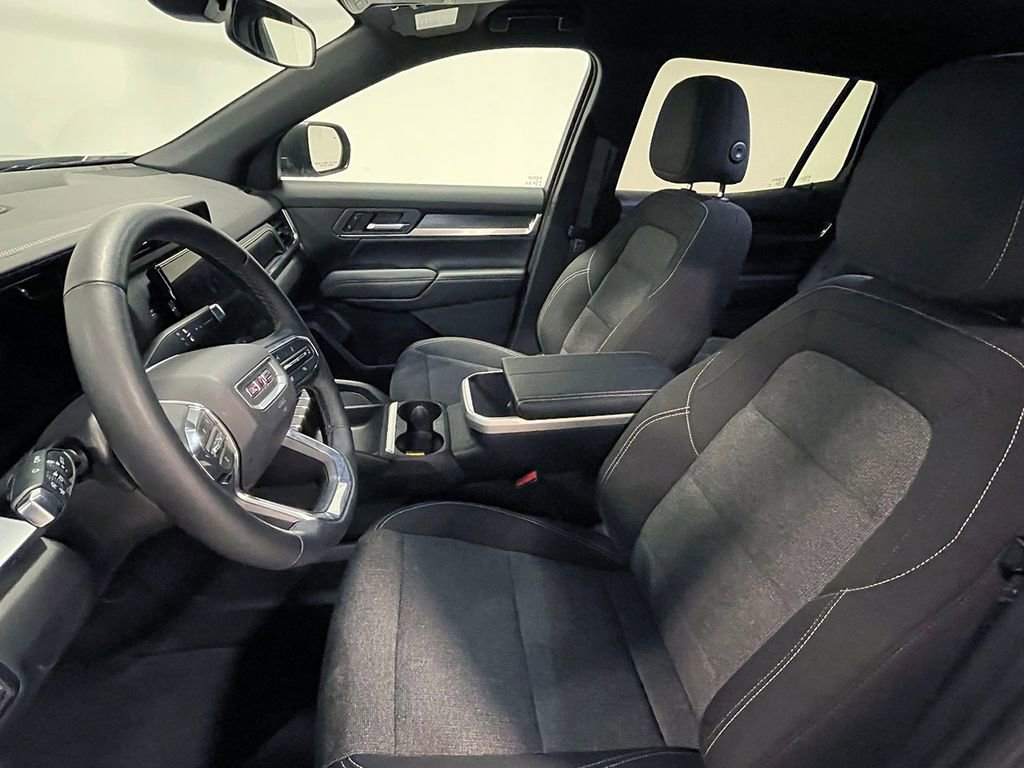 Used 2026 GMC Terrain Elevation image 3