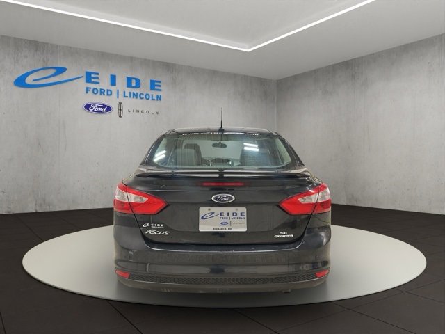 Used 2014 Ford Focus SE w/ Equipment Group 201A image 7