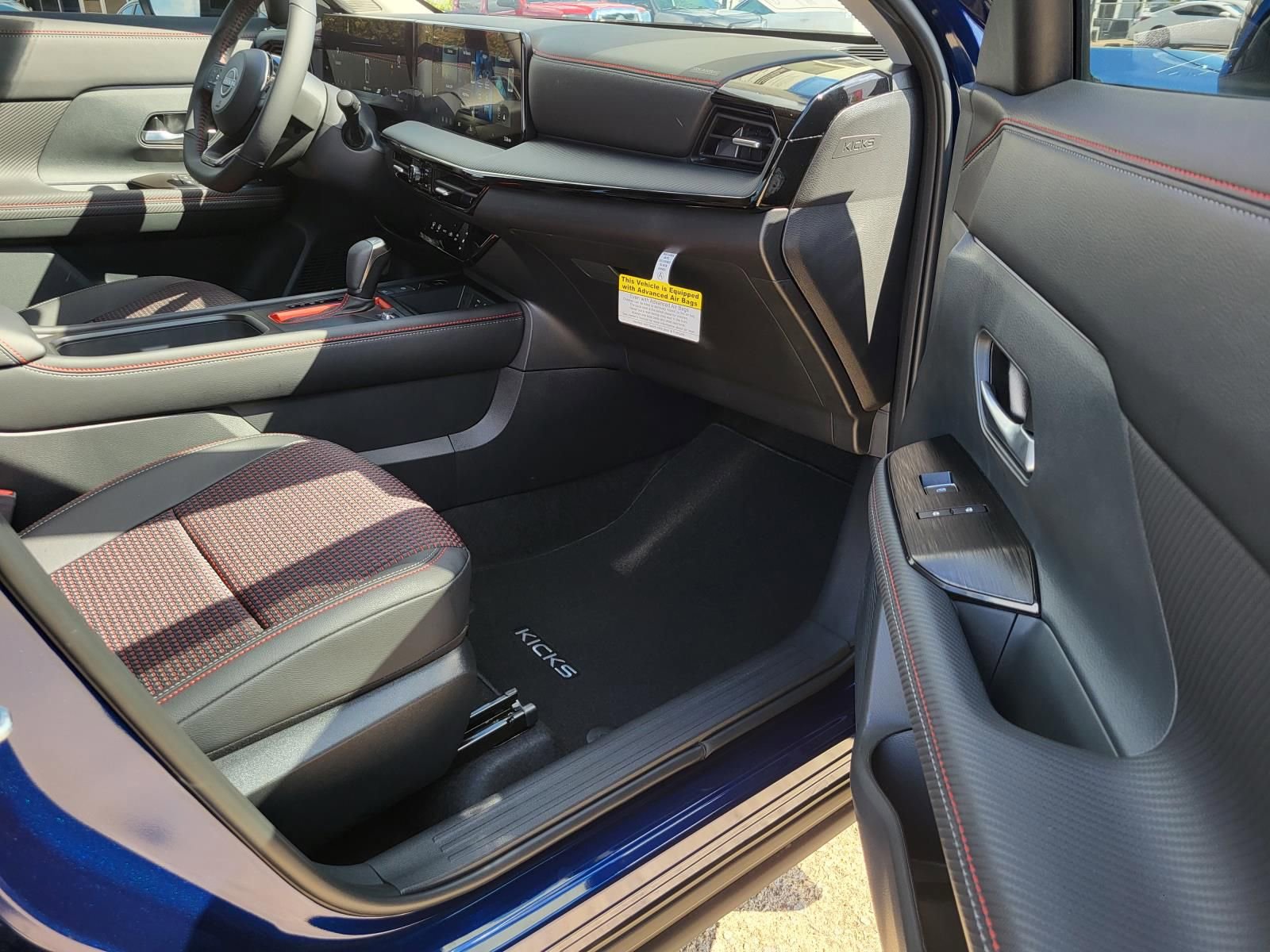 New 2026 Nissan Kicks SR FWD image 11