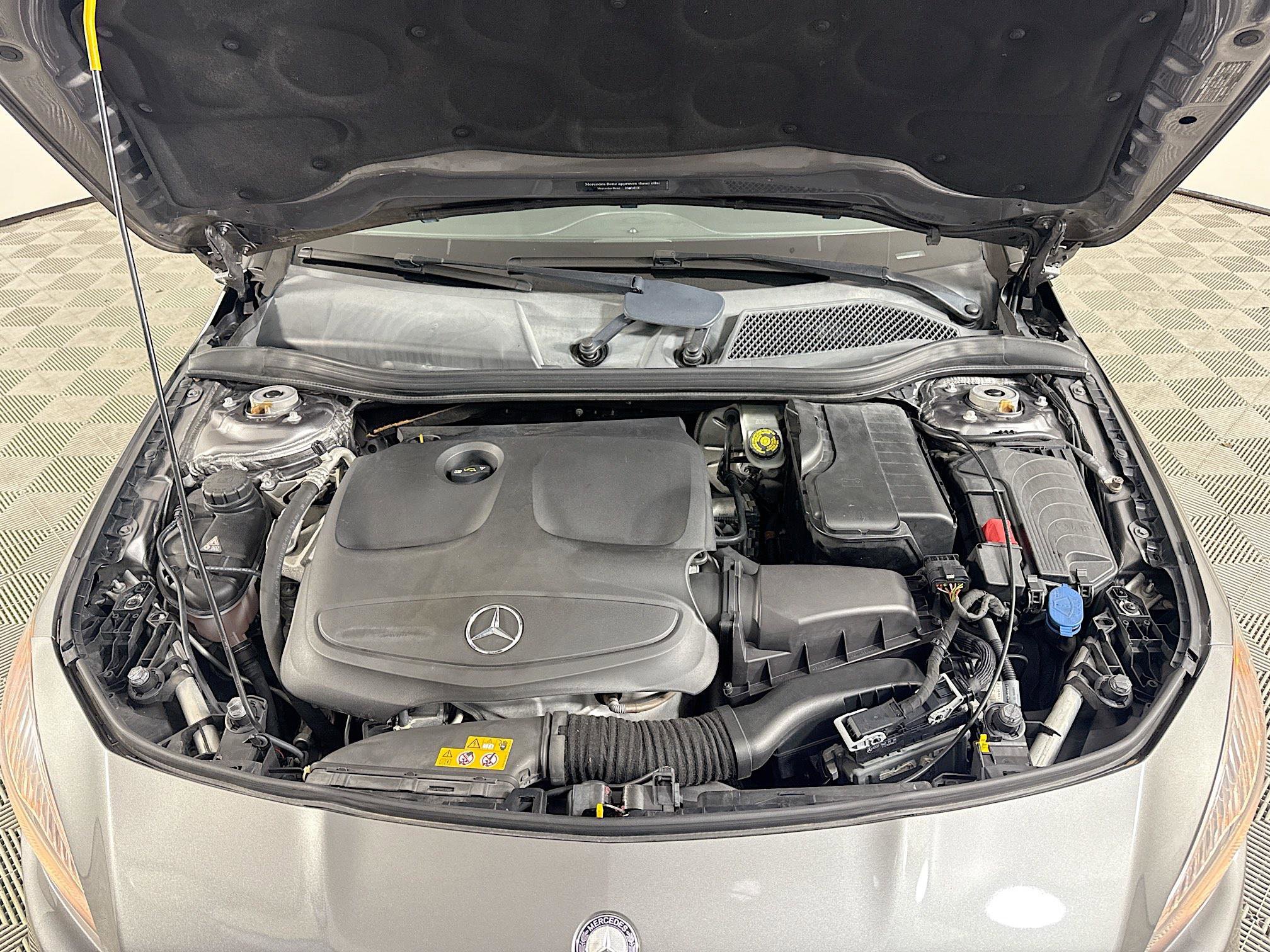 Used 2018 Mercedes-Benz CLA 250 image 38