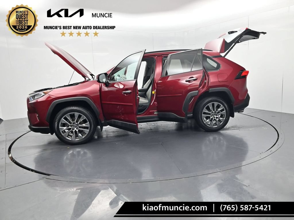 Used 2019 Toyota RAV4 Limited w/ Cold Weather Package AWD/4WD image 62