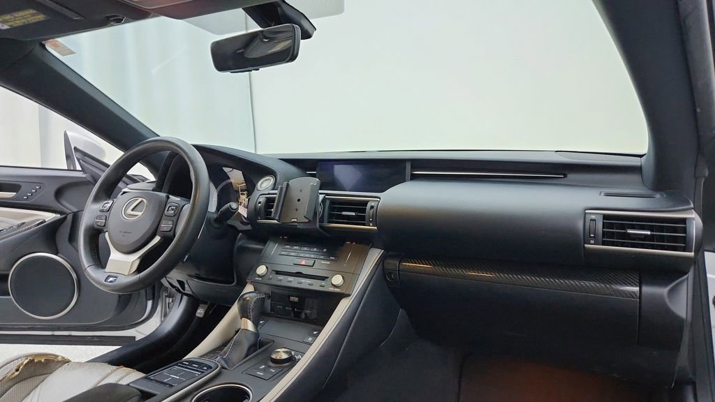 Used 2015 Lexus RC F image 26