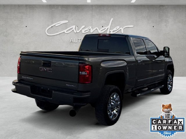 Used 2018 GMC Sierra 2500 Denali w/ Duramax Plus Package AWD/4WD image 16