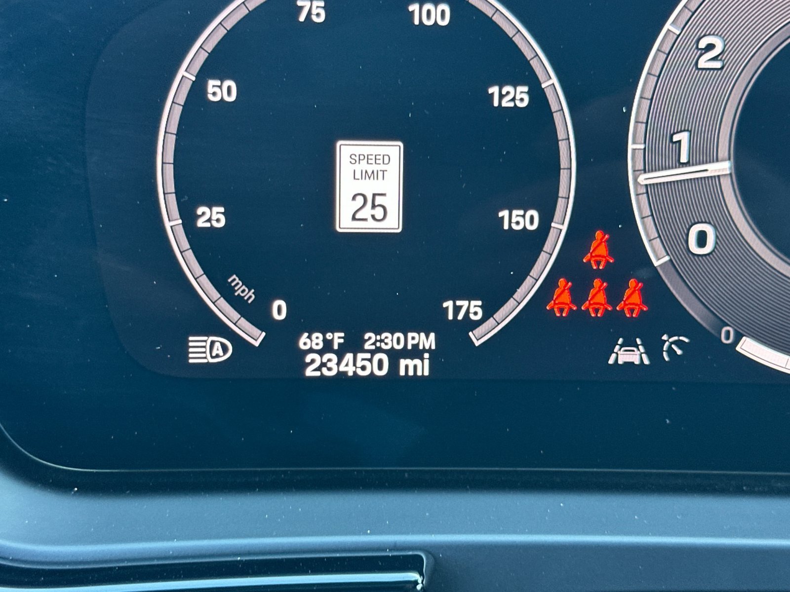 Certified 2024 Porsche Cayenne AWD/4WD image 31