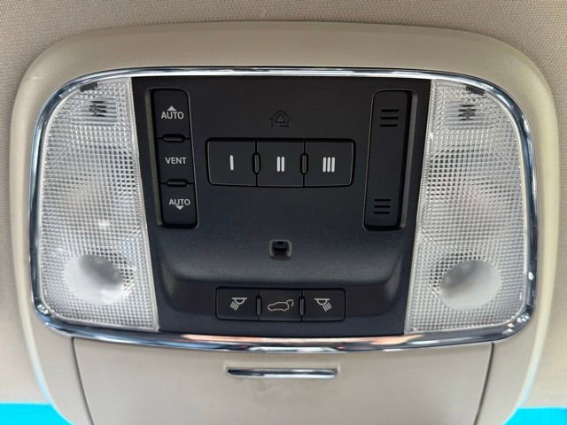 Used 2012 Dodge Durango Crew w/ Trailer Tow Group IV RWD image 24