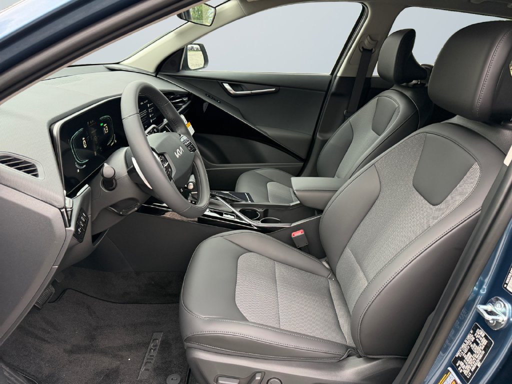 New 2026 Kia Niro EX w/ EX Premium Package FWD image 9