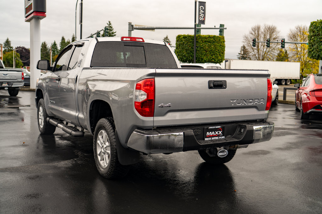 Used 2016 Toyota Tundra SR5 w/ SR5 Upgrade Package AWD/4WD image 10