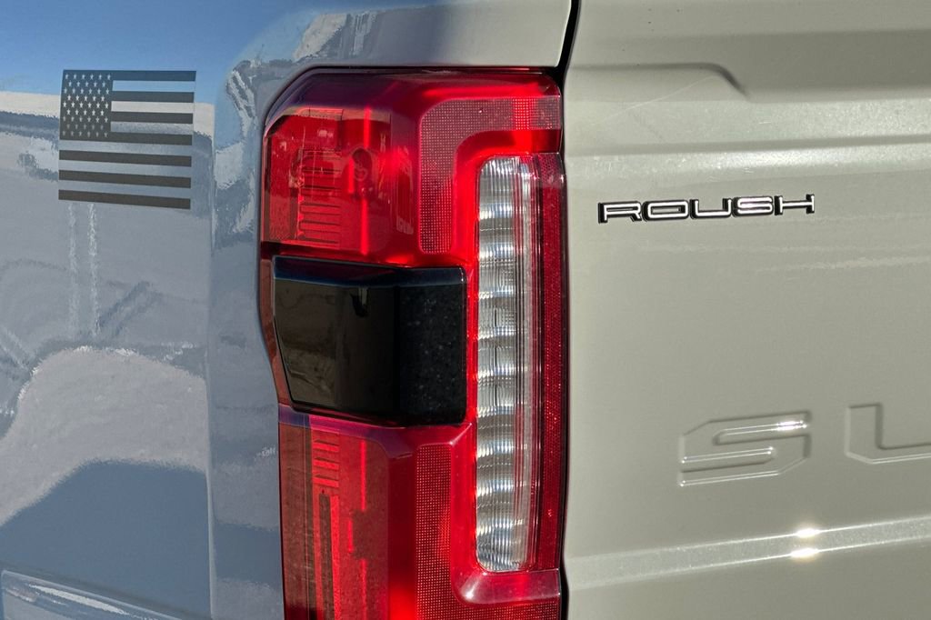 New 2026 Ford F250 Lariat w/ Black Appearance Package image 26
