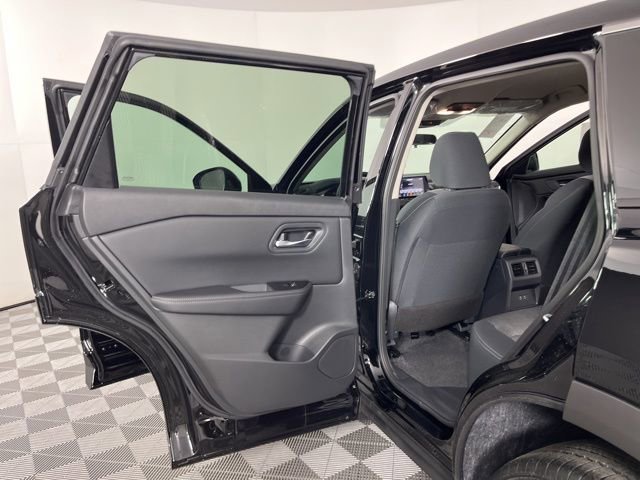 New 2026 Nissan Rogue SV w/ Cold Weather Package image 39